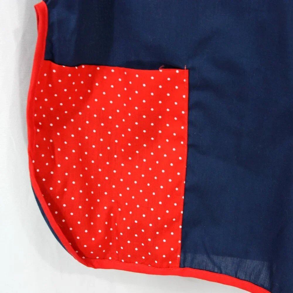 Vintage Pearl Snap Polka Dot Ruffle Trim Full Apron Art Craft Smock w Pockets